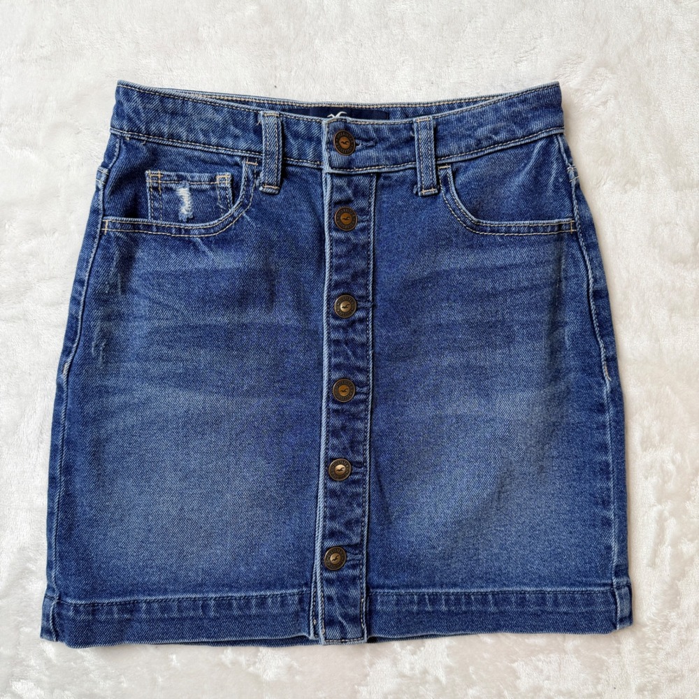 Hollister High-Rise Denim Mini Skirt Button Front Blue Distressed Size 0
Y2k‎
